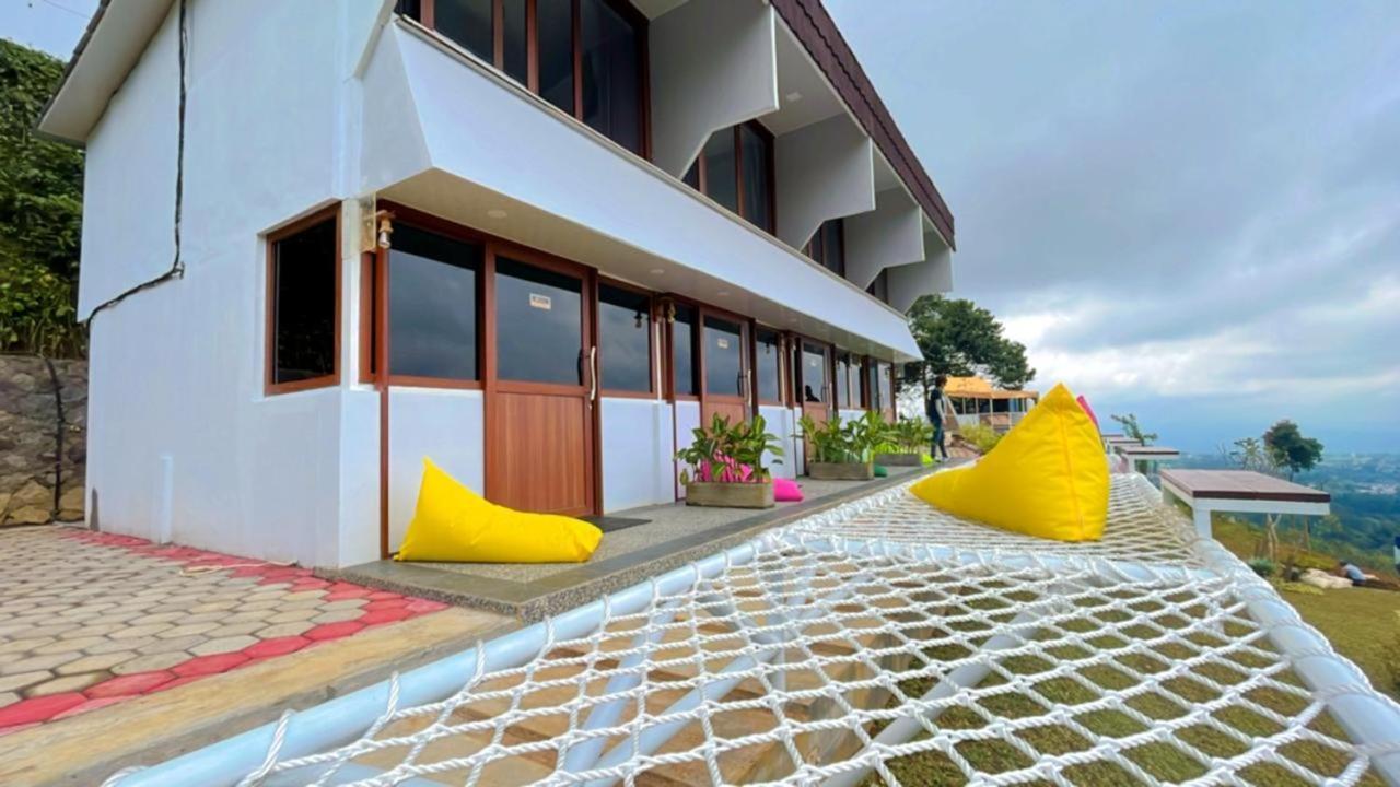 De Pointe Resort & Resto Campaka Exteriér fotografie